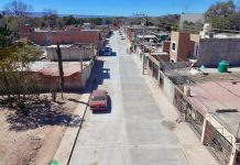 Alcalde Juan Manuel Navarro amplía proyectos de pavimentación de calles en diversas colonias