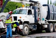 Continúan los trabajos de limpieza y desazolve en Villa de Pozos