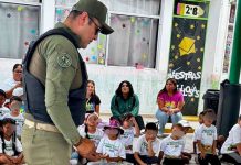 Infancias de Villa de Pozos conocen el trabajo del grupo canino K9 de San Luis Potosí