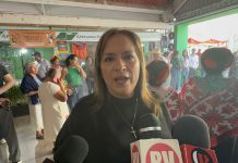 Turismo reporta llegada de visitantes nacionales y extranjeros a la FENAPO 2026