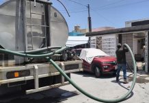 Gobierno de Soledad responde con agua potable a familias de pavón ante desabasto