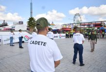 Guardia civil municipal de Soledad coadyuva a mantener una fenapo segura y familiar