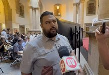 Atienden daños en cantera de la Plaza de Fundadores; reponen 45 piezas