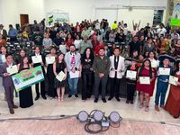 Gobierno de Soledad impulsa y reconoce el talento juvenil con concurso de canto “voz y raíz”
